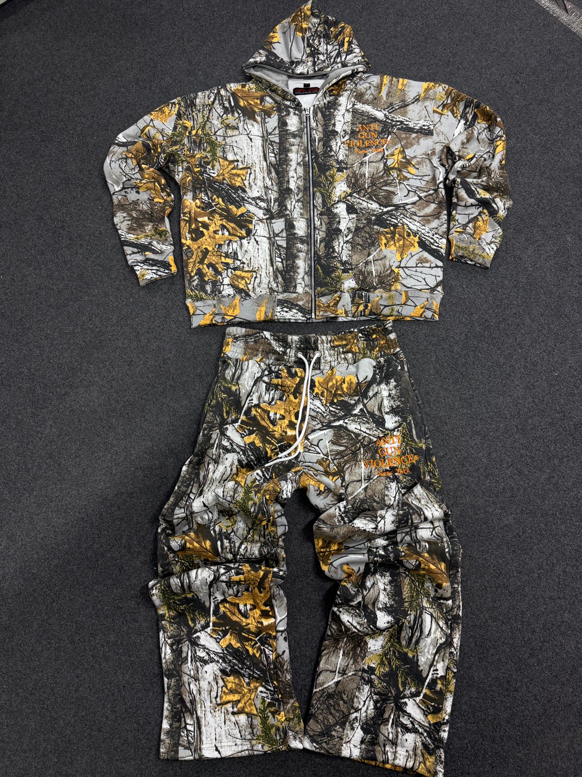 ORANGE CAMO AGV SWEATSUIT